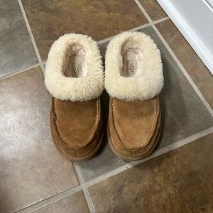 Ugg slippers